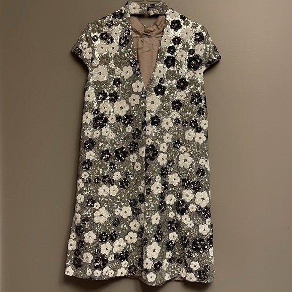 🔥🔥NWT Anthropologie Mock-Neck Floral Sequin Mini Dress - sz S/M - Picture 10 of 13